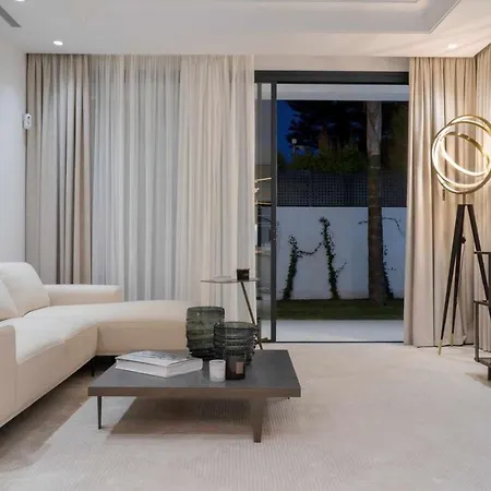 Chalet En Lomas De Malaga Villa *
