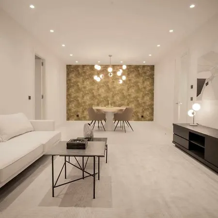 Chalet En Lomas De Malaga
