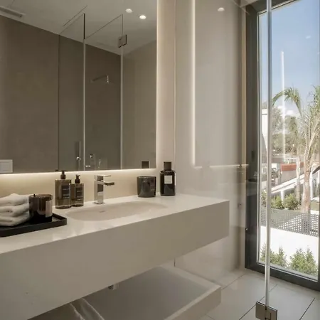 Chalet En Lomas De Malaga